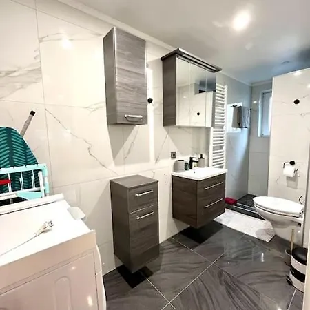 City Apartment *