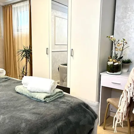 Apartment City *